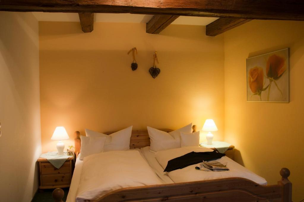 Hotel Schuberths Am Markt Buttenheim Quarto foto